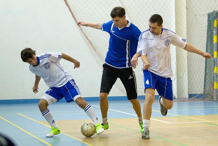 Команда «Интернационал» ВГУЭС блестяще проявила себя на Международном Новогоднем турнире по мини-футболу «Кубок Чемпиона»