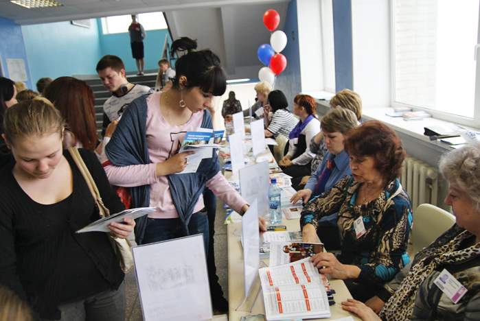 День открытых дверей в «университетском колледже»:  первый шаг абитуриентов к своему призванию