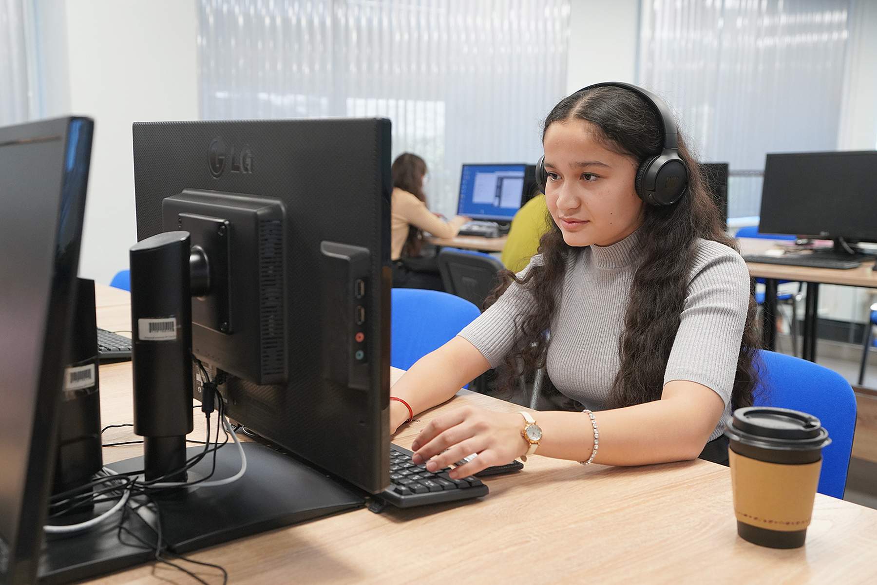 Более 600 человек поступили в ВВГУ на очно-заочную форму обучения: памятка первокурсников