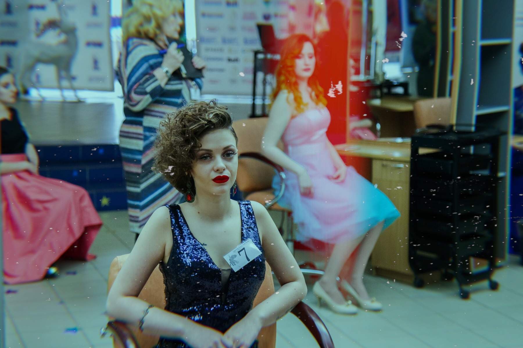 Тренд весны 2018 года – стиль 80-х