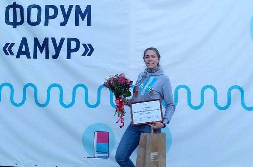 Студентка Кафедры управления Анастасия Анкудинова придумала проект для школьников