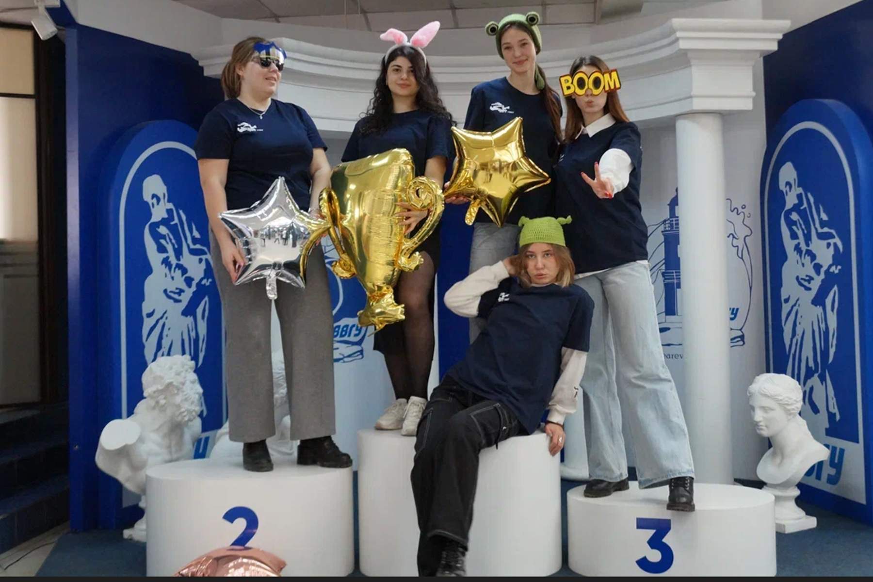 Абитуриенты ВВГУ поднялись на «Олимп креатива»