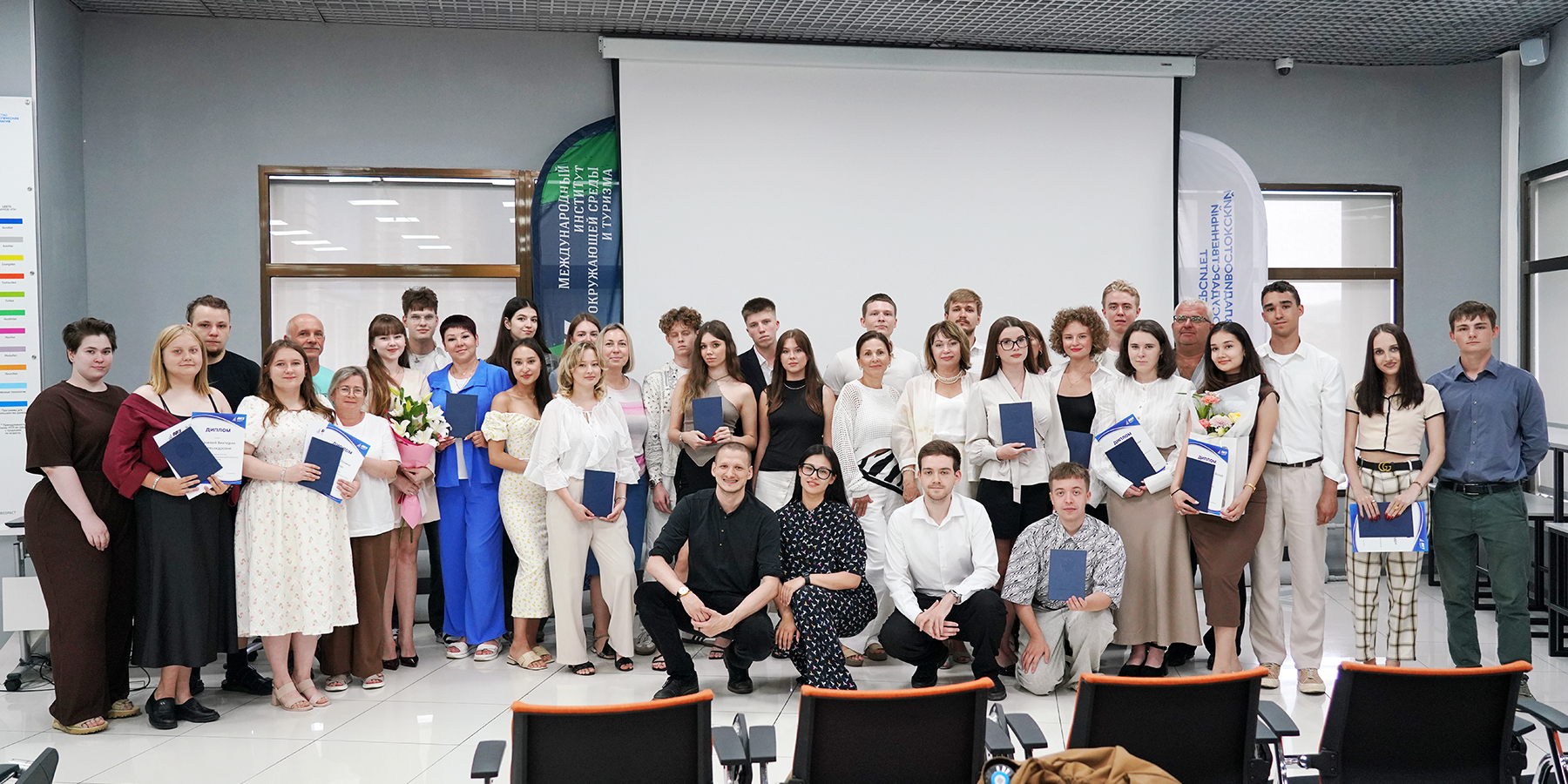 ВВГУ выпустил 39 молодых специалистов для туротрасли Приморья