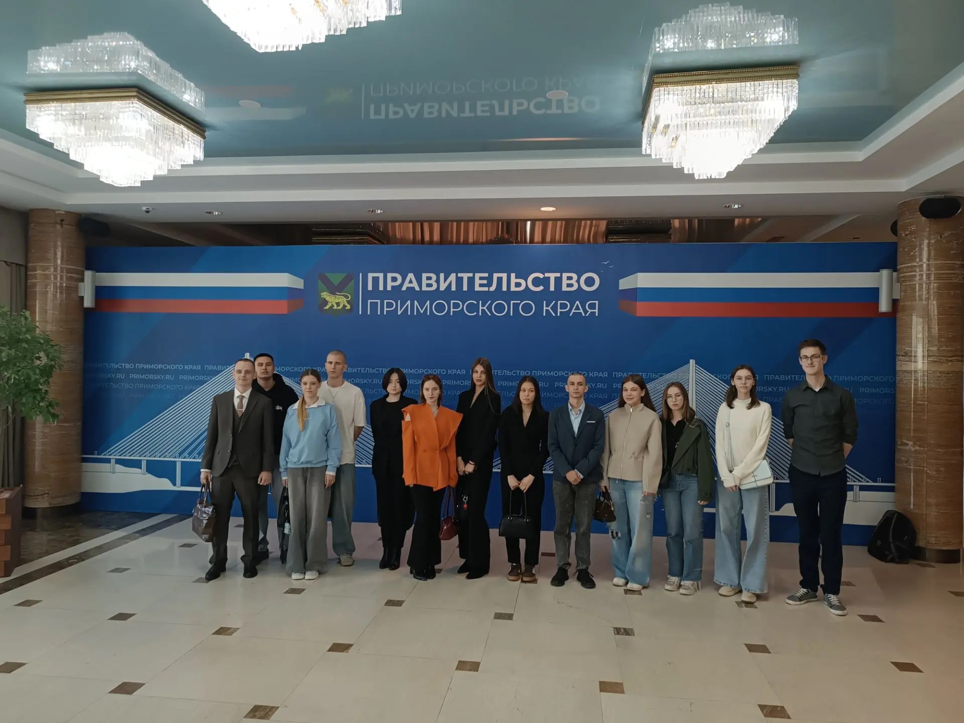 Студенты ВВГУ встретились с министром международных и внешнеэкономических связей Приморского края