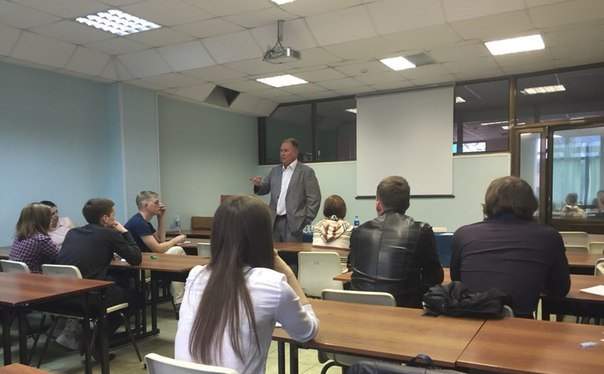 «Научные среды» Института права ВГУЭС привлекают не только студентов, но и преподавателей