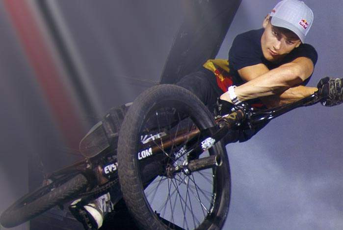 Ведущий райдер России провел альтернативный урок во ВГУЭС