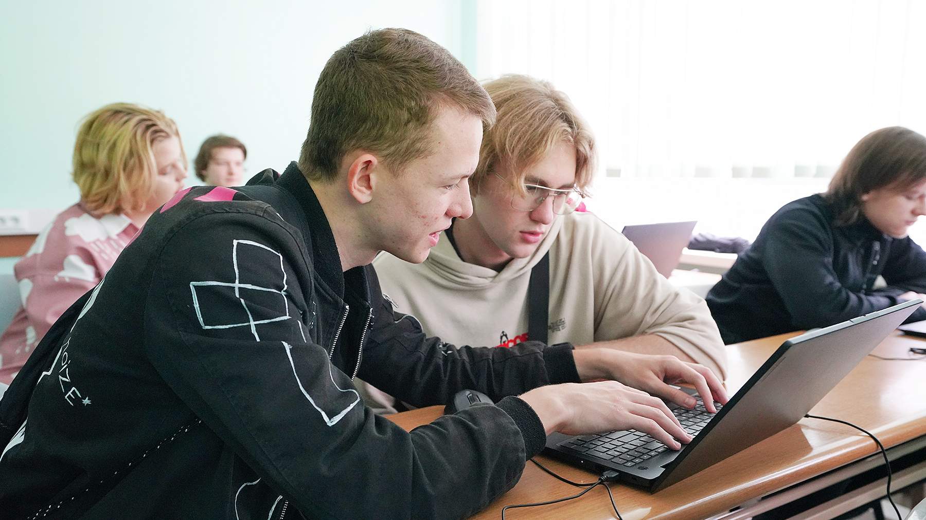 Адаптационная неделя первокурсников проходит в колледже IThub, открытом на базе ВВГУ