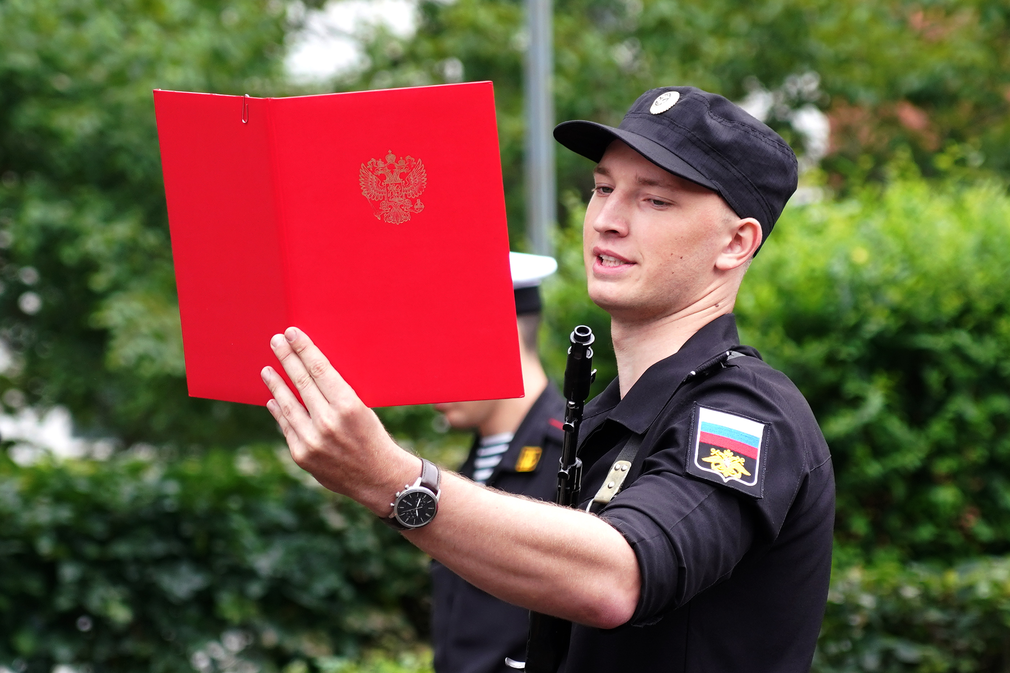 Студенты ВВГУ присягнули на верность Отечеству с морпехами легендарной 155-й бригады ТОФ