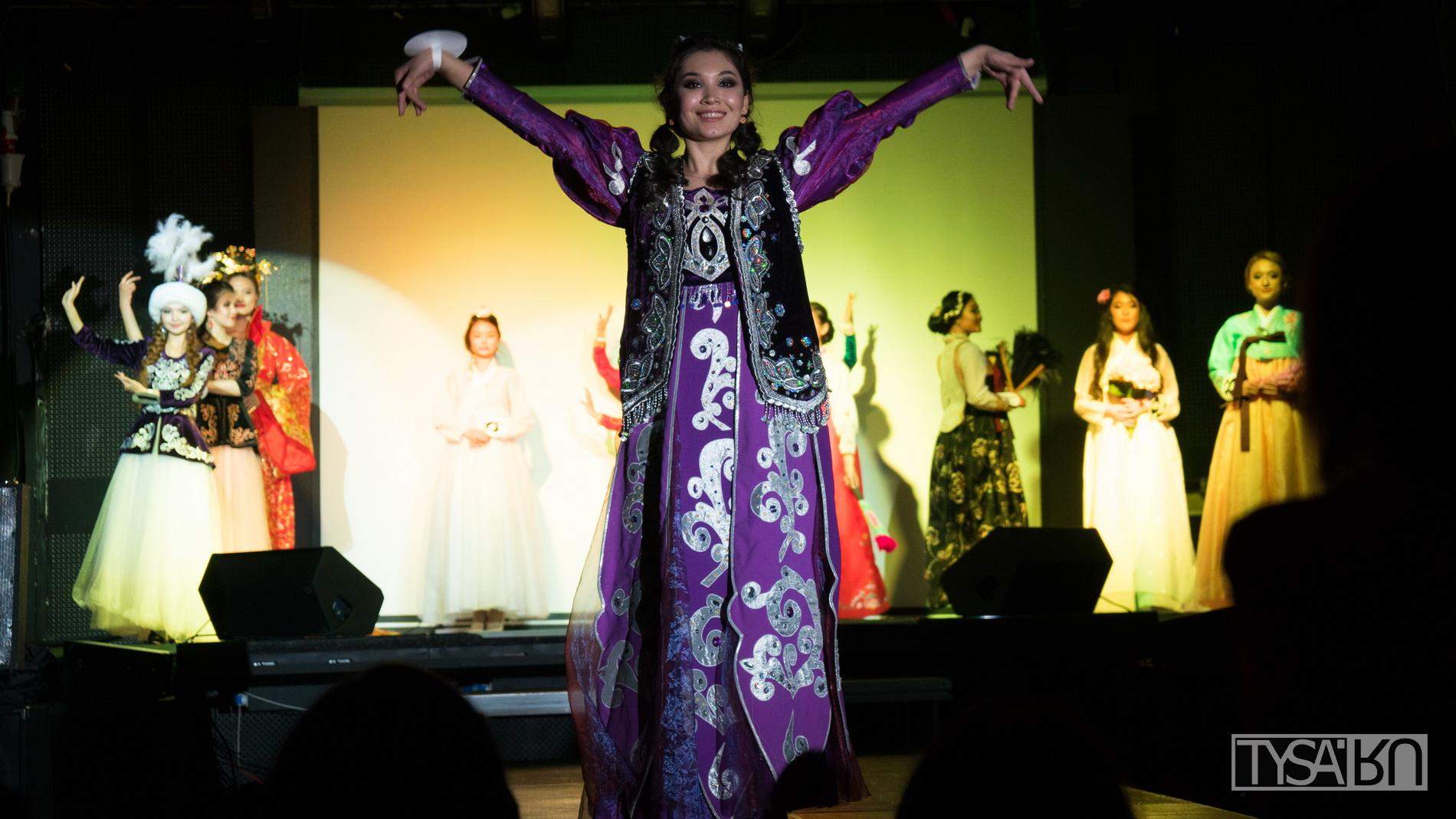 Студентка ВГУЭС Шахсана Аткамова — «Мисс Азия Владивосток 2018»