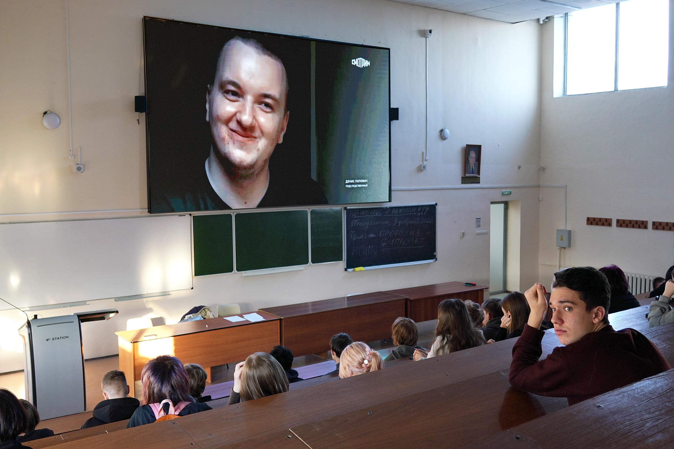 Премьерный показ документального фильма Андрея Медведева «Предательство» прошёл в ВВГУ