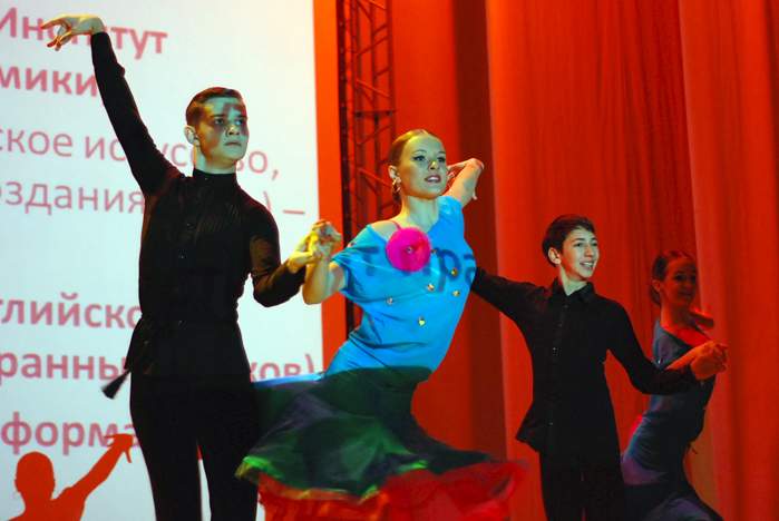 Профильные смены во ВГУЭС: осенние каникулы старшеклассников пройдут с пользой