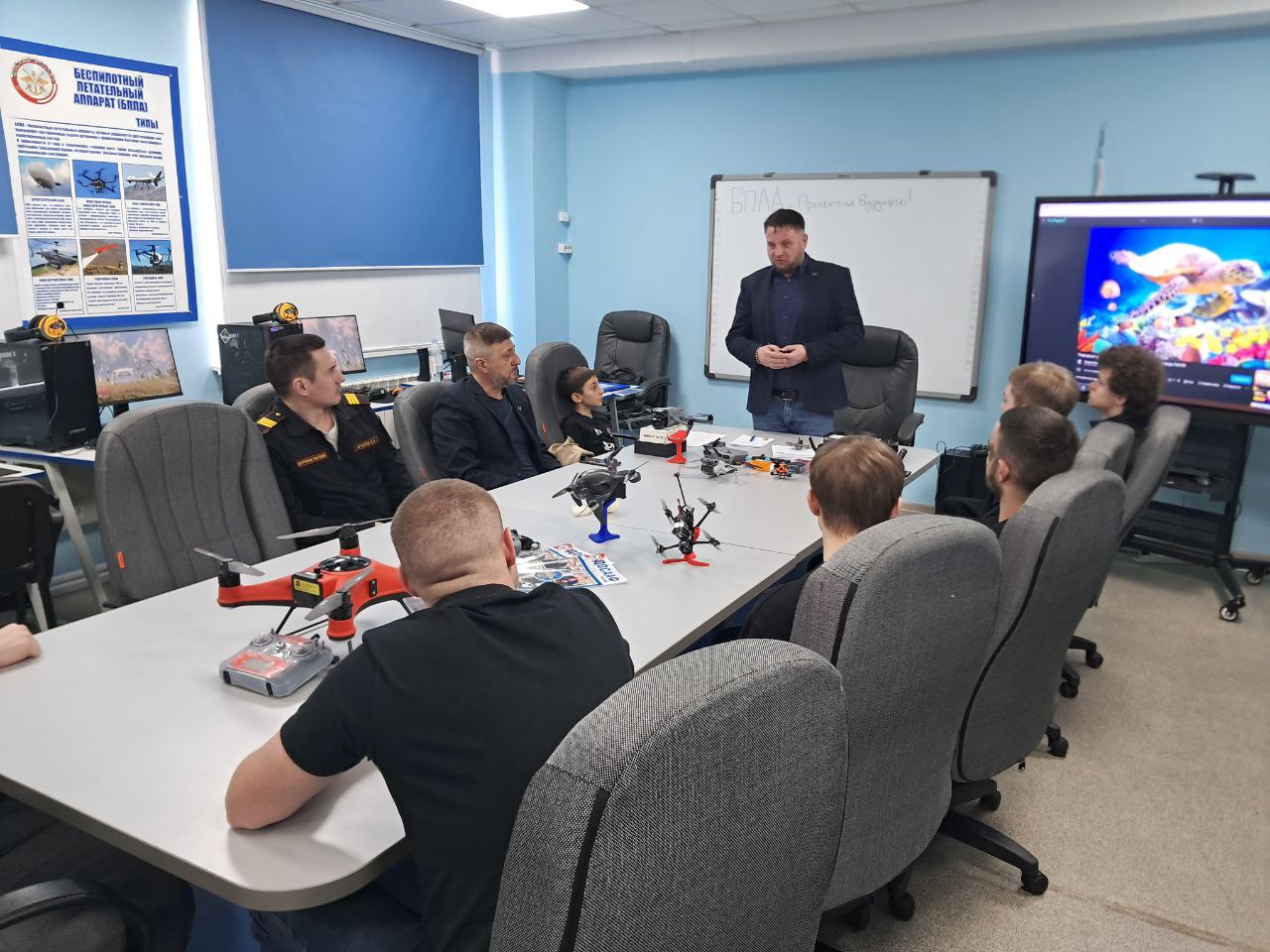 Студенты филиала ВВГУ в г. Находке  приняли участие в открытом уроке  по обучению работе с БПЛА