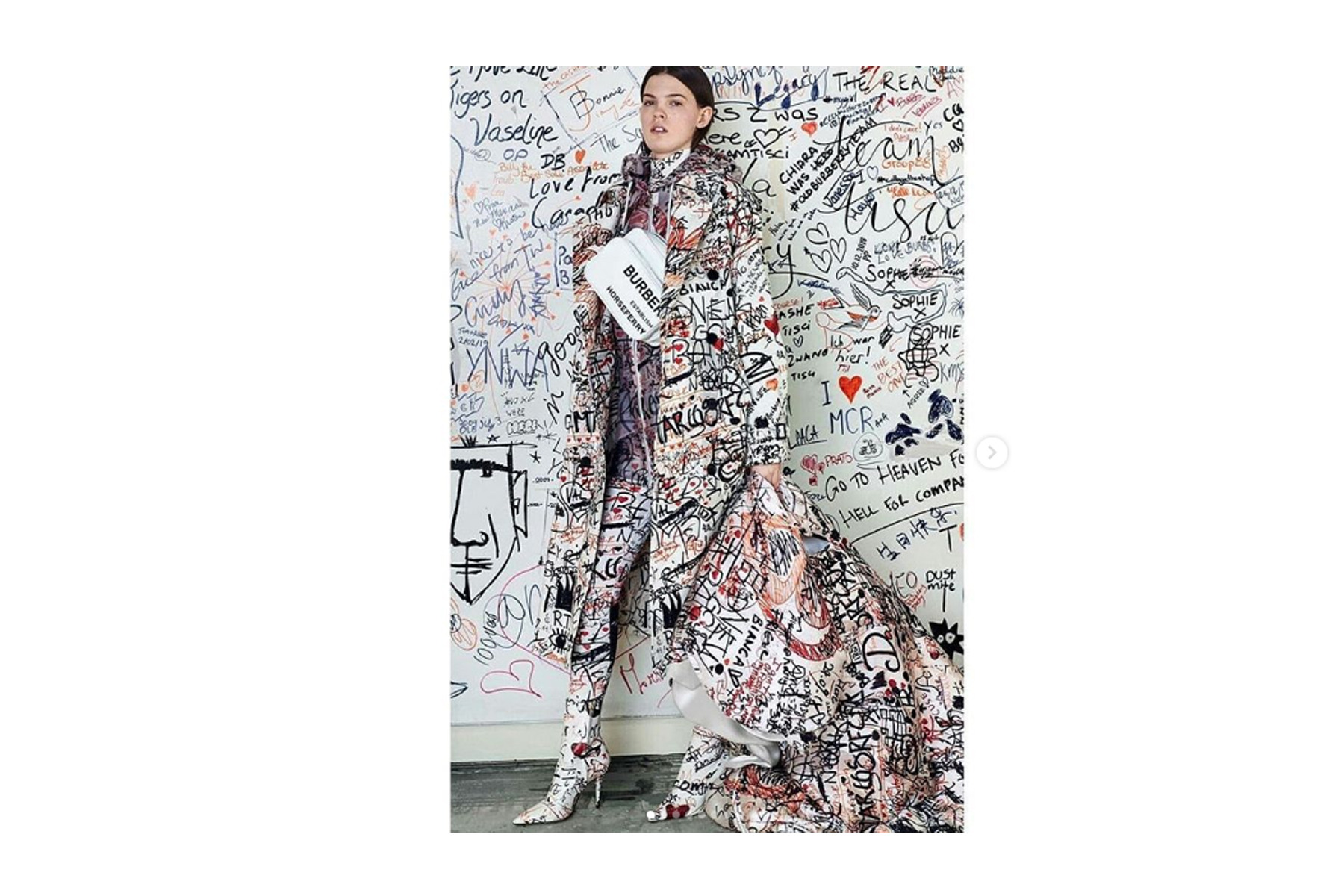 Техника фуросики и основы композиции: кафедра дизайна и технологий ВГУЭС провела для абитуриентов День открытых дверей функционально