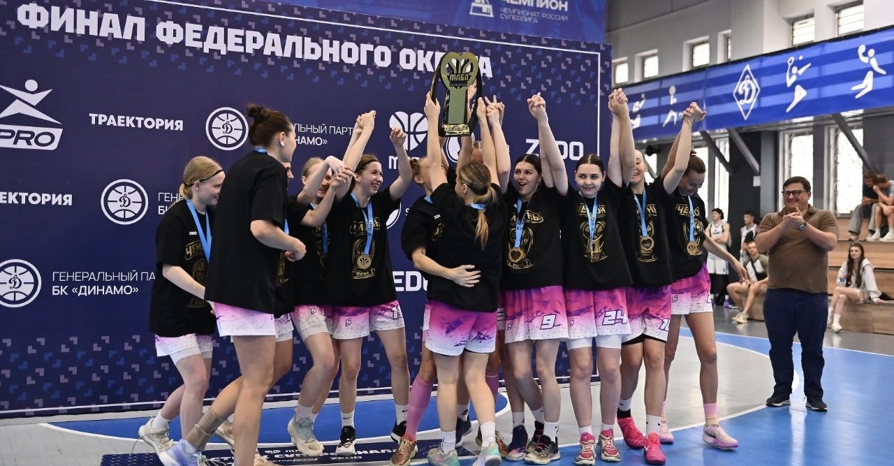 «Акулы» ВВГУ – чемпионы Дальнего Востока по баскетболу