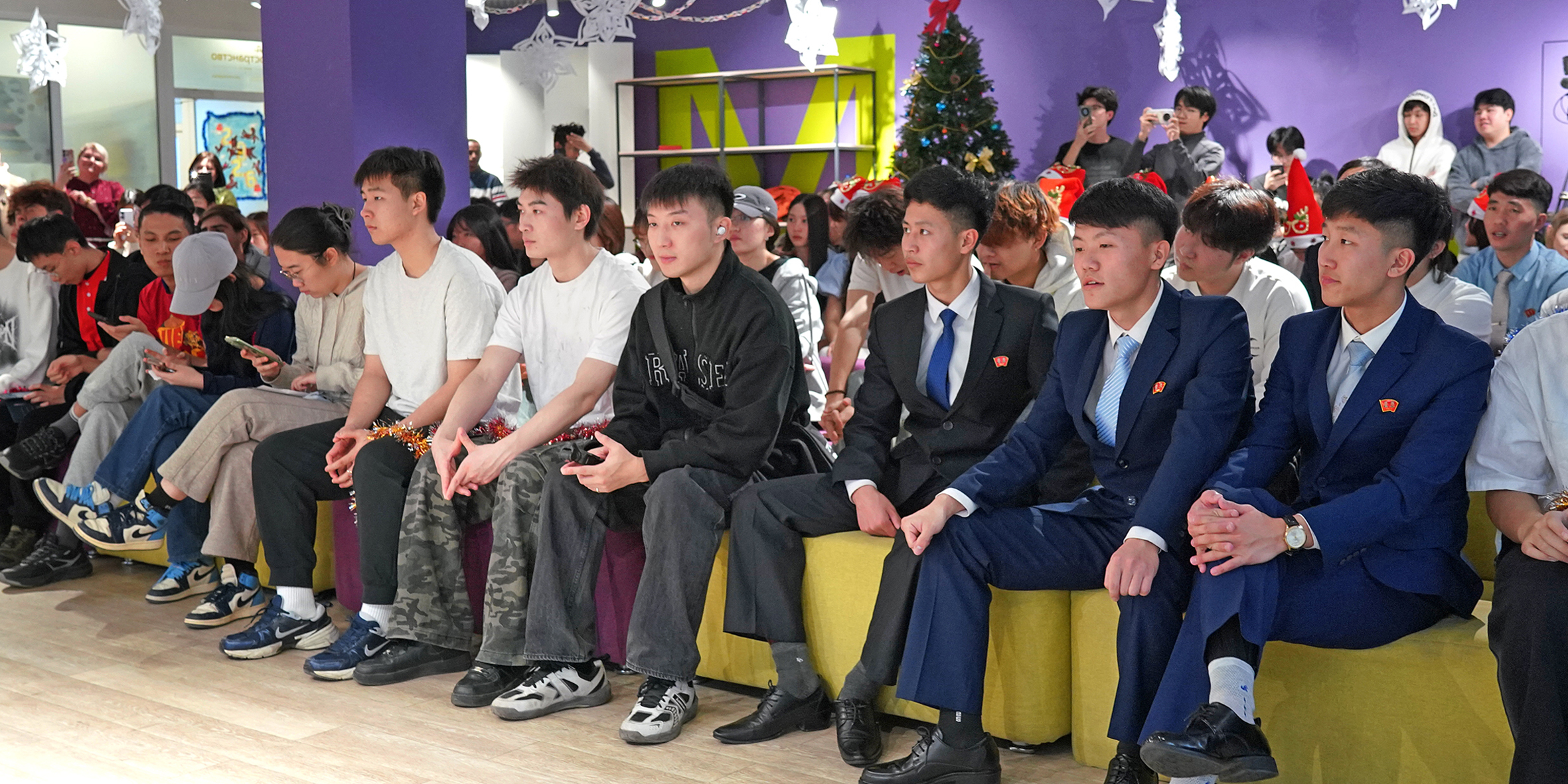 «Новогодний огонёк» для иностранных студентов прошёл в ВВГУ