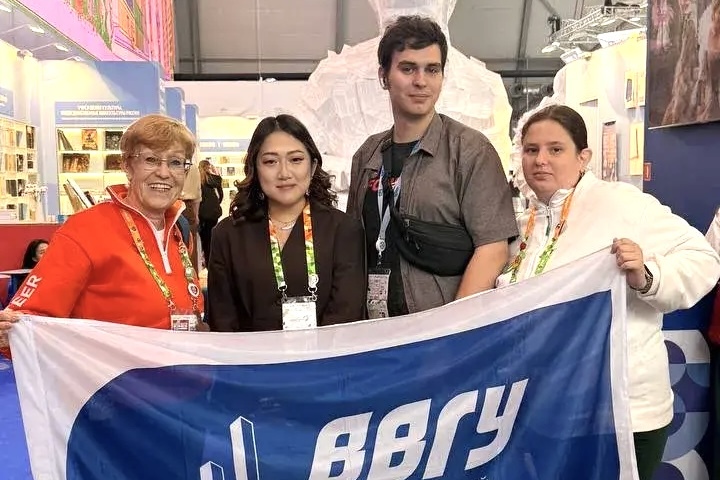 Студенты и сотрудники ВВГУ представили Приморье на Международном фестивале молодёжи – 2026