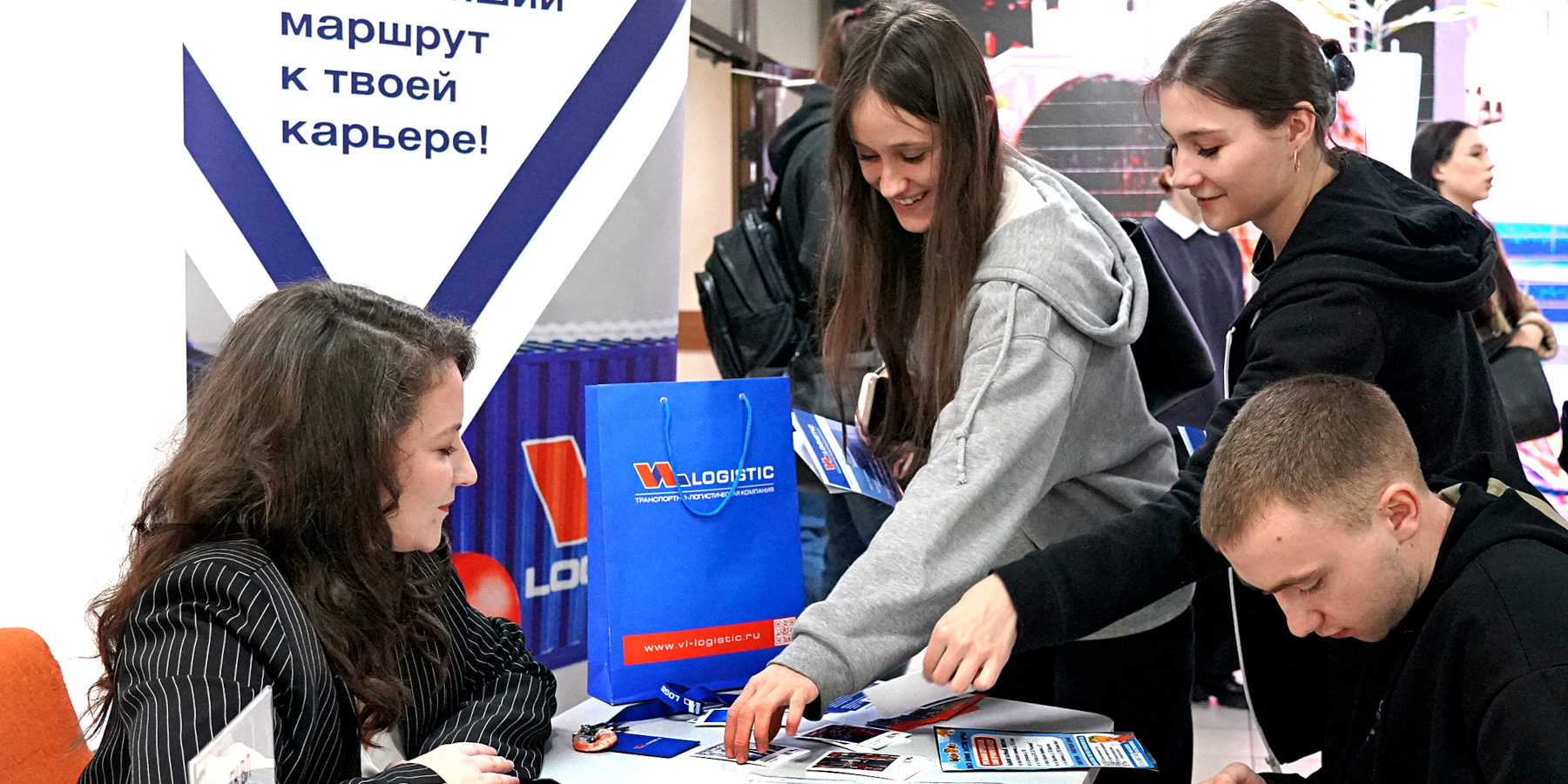 Вторая интеграционная карьерная неделя прошла в ВВГУ: больше возможностей, диалогов и практики