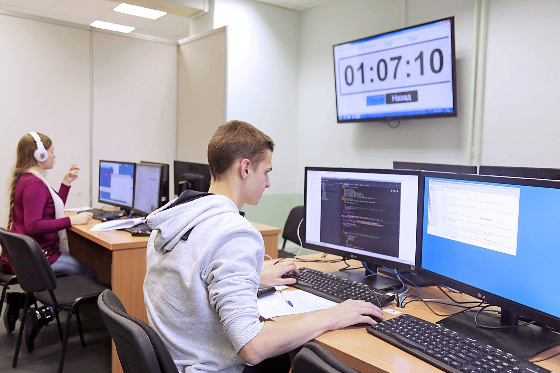 Студенты ВГУЭС подтвердили свои знания и навыки на демоэкзамене «Веб-дизайн и разработка»