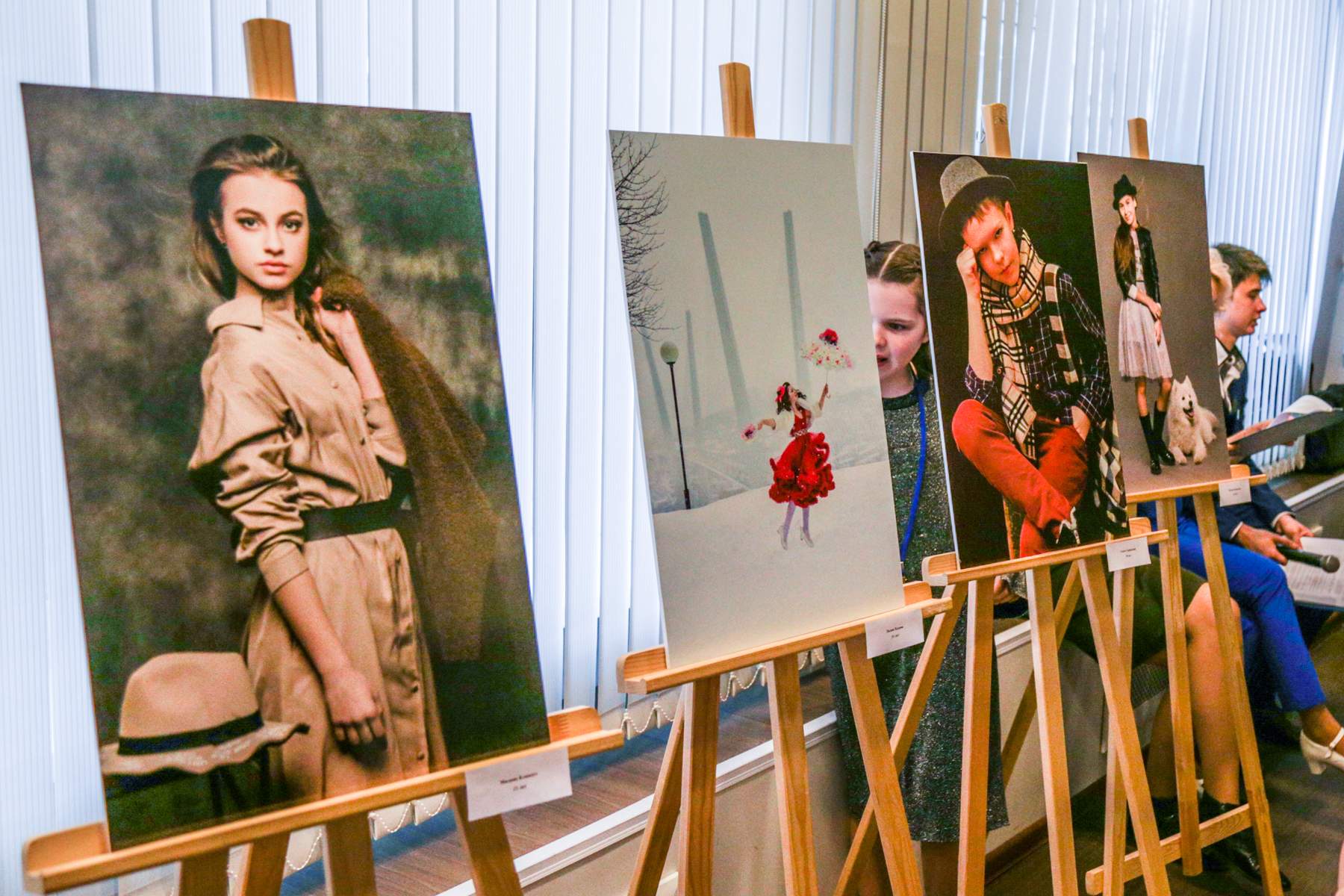 Неделя моды во ВГУЭС открылась фотоконкурсом «Юная фотомодель»