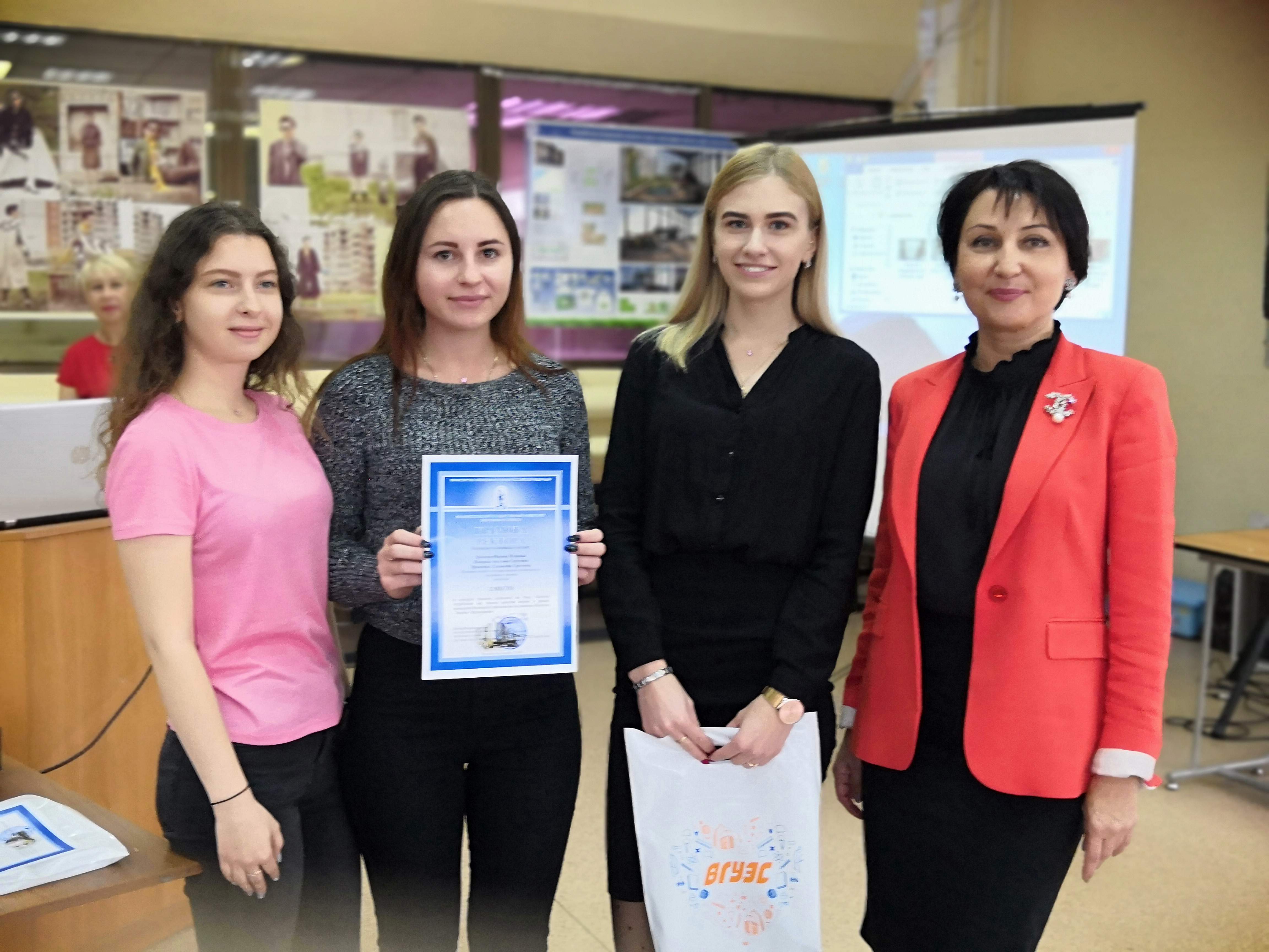 Награждение победителей конкурса плакатов в рамках Недели качества!