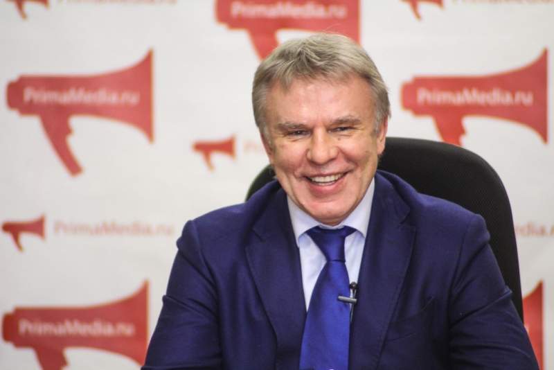 Легенда мирового хоккея, сенатор в Совете Федерации от Приморского края Вячеслав Фетисов о ВГУЭС