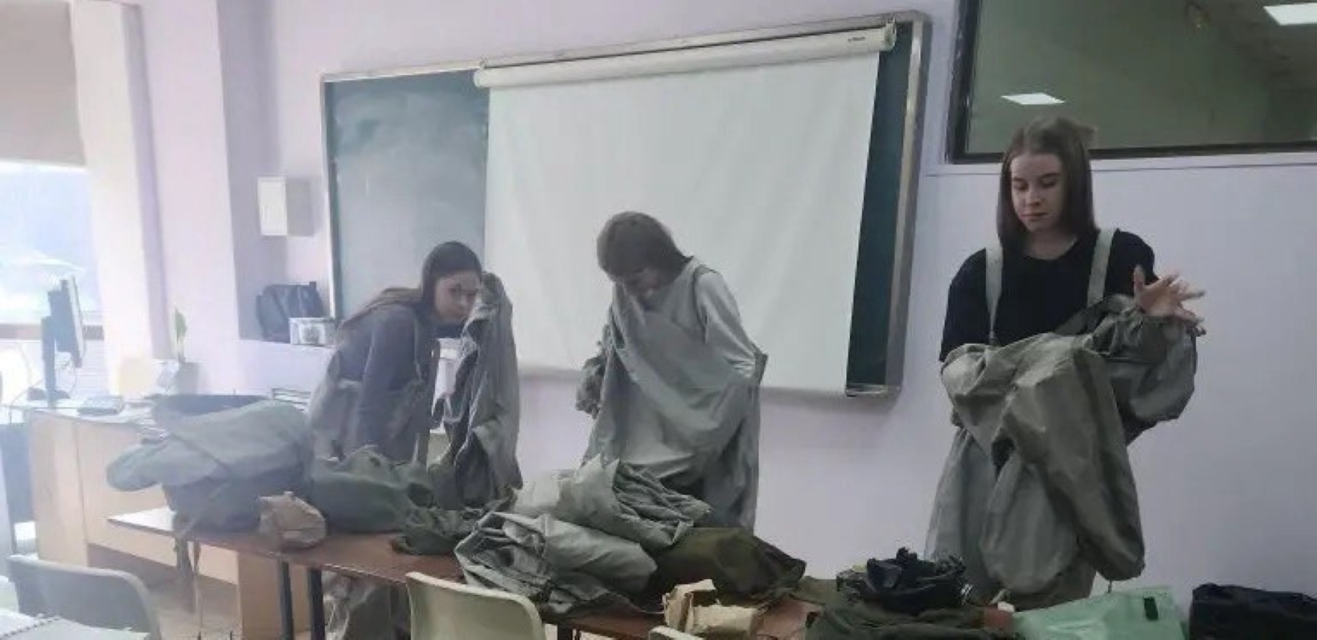 Студенты Академического колледжа ВВГУ осваивают средства индивидуальной защиты на практике