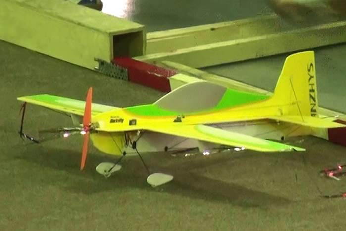 Чемпион ВГУЭС принимал участников автомодельного спорта