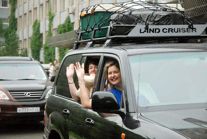 Автопробег ВГУЭС 2010: первые 2 тысячи километров пройдены!