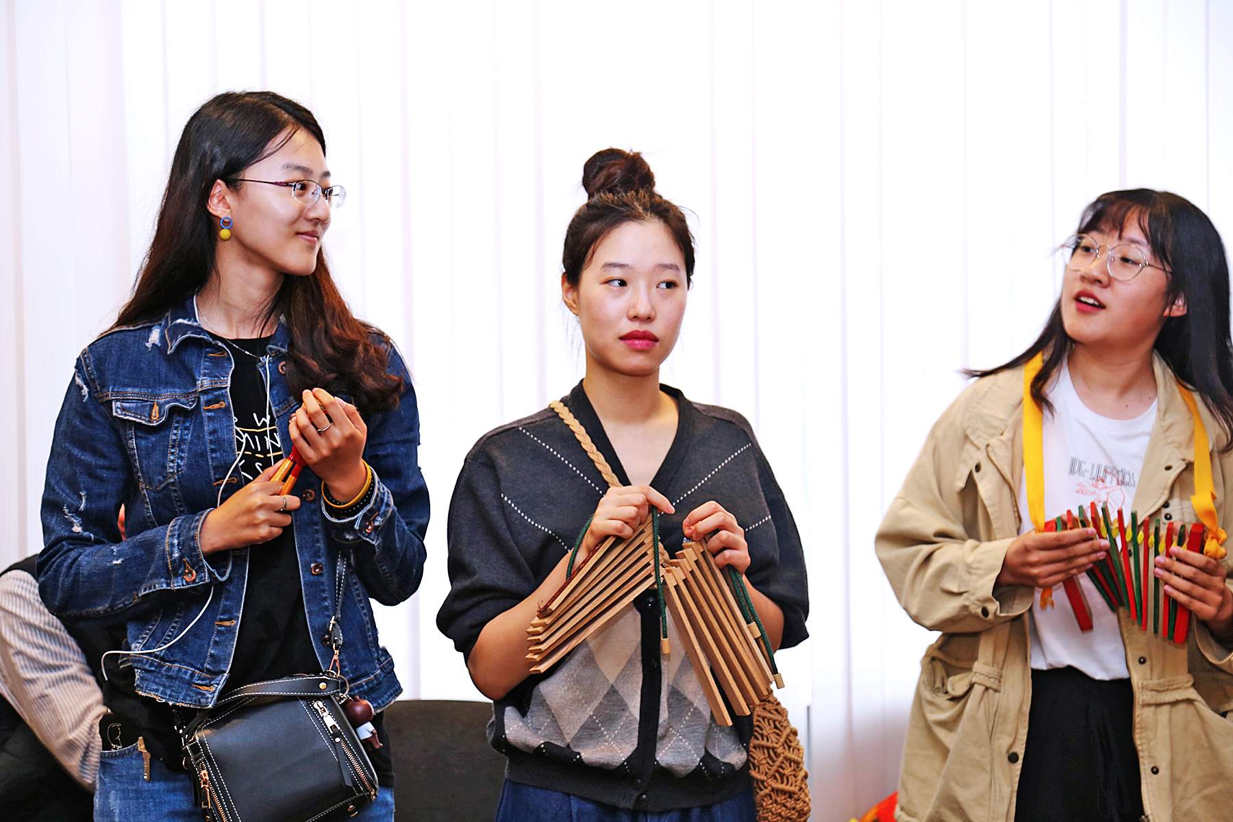 Во ВГУЭС открылась летняя школа для иностранцев: студенты из КНР и Республики Корея знакомятся с Владивостоком