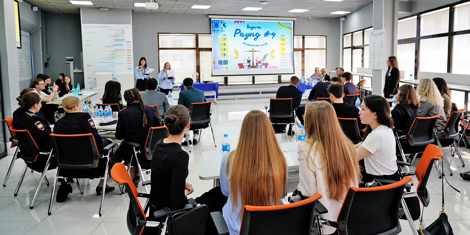 Ежегодная межвузовская деловая игра «Юристы Востока» свела в ВВГУ лучших студентов Приморья