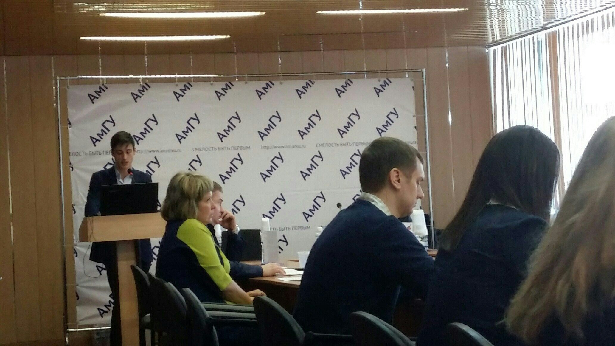 Студент кафедры экономики и менеджмента стал победителем в номинации "Лучший бизнес - проект" в рамках III  Международного молодежного экономического Форума «Россия и Китай: вектор развития»