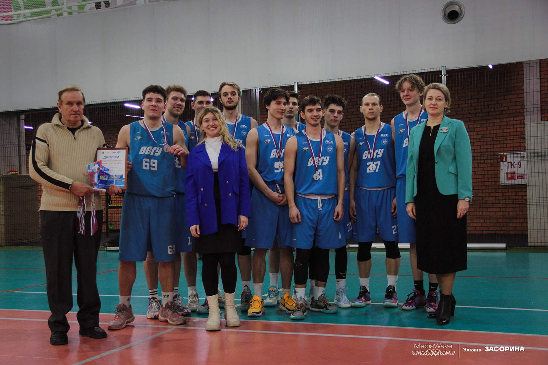 Сильный характер и яркая игра: в ВВГУ разыграли «Студенческий кубок Молодежной столицы по баскетболу»