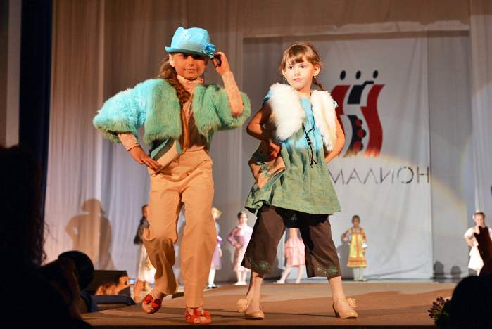 День детской дизайнерской одежды Недели моды, стиля, индустрии красоты стран АТР 2015 года презентуют во ВГУЭС