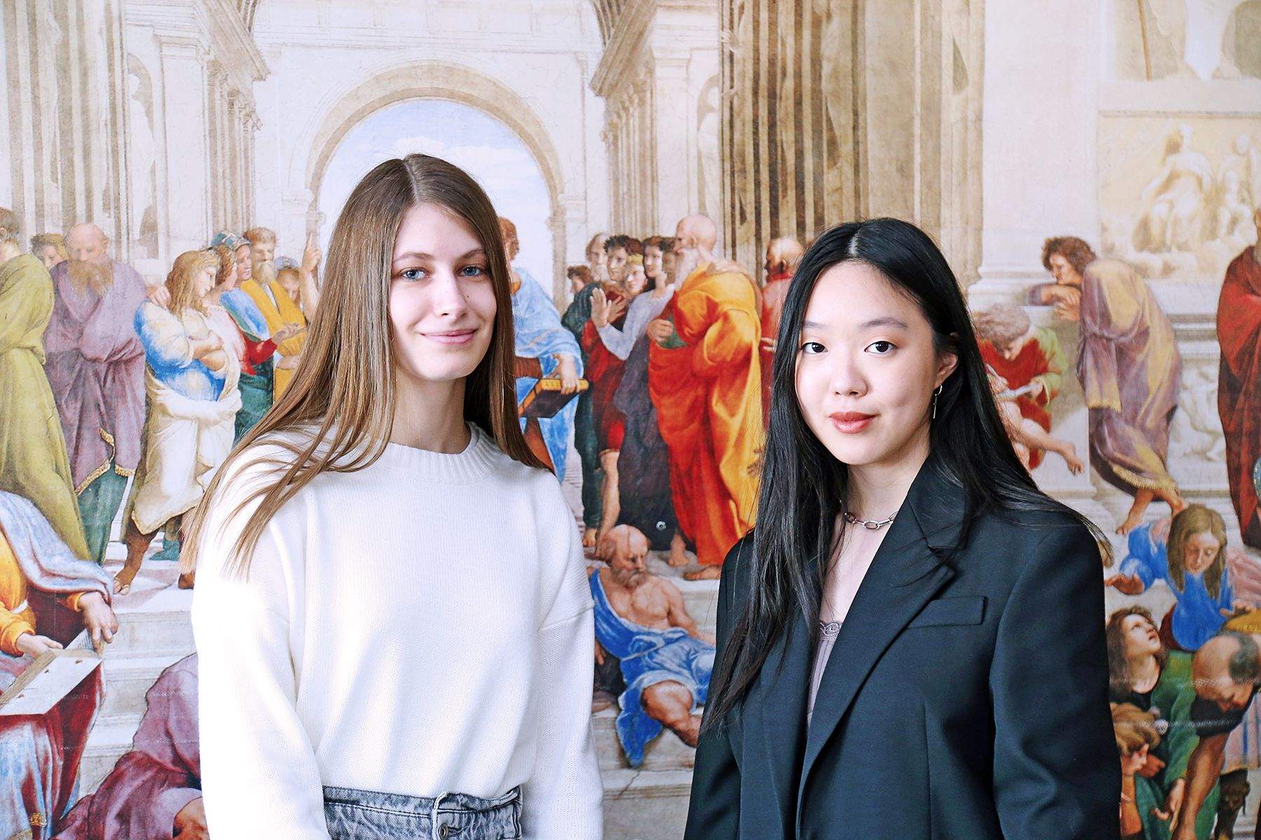 Студентки ВГУЭС Дарья Акуленко и Анна Когай — финалистки IV Международного конкурса эссе на английском языке