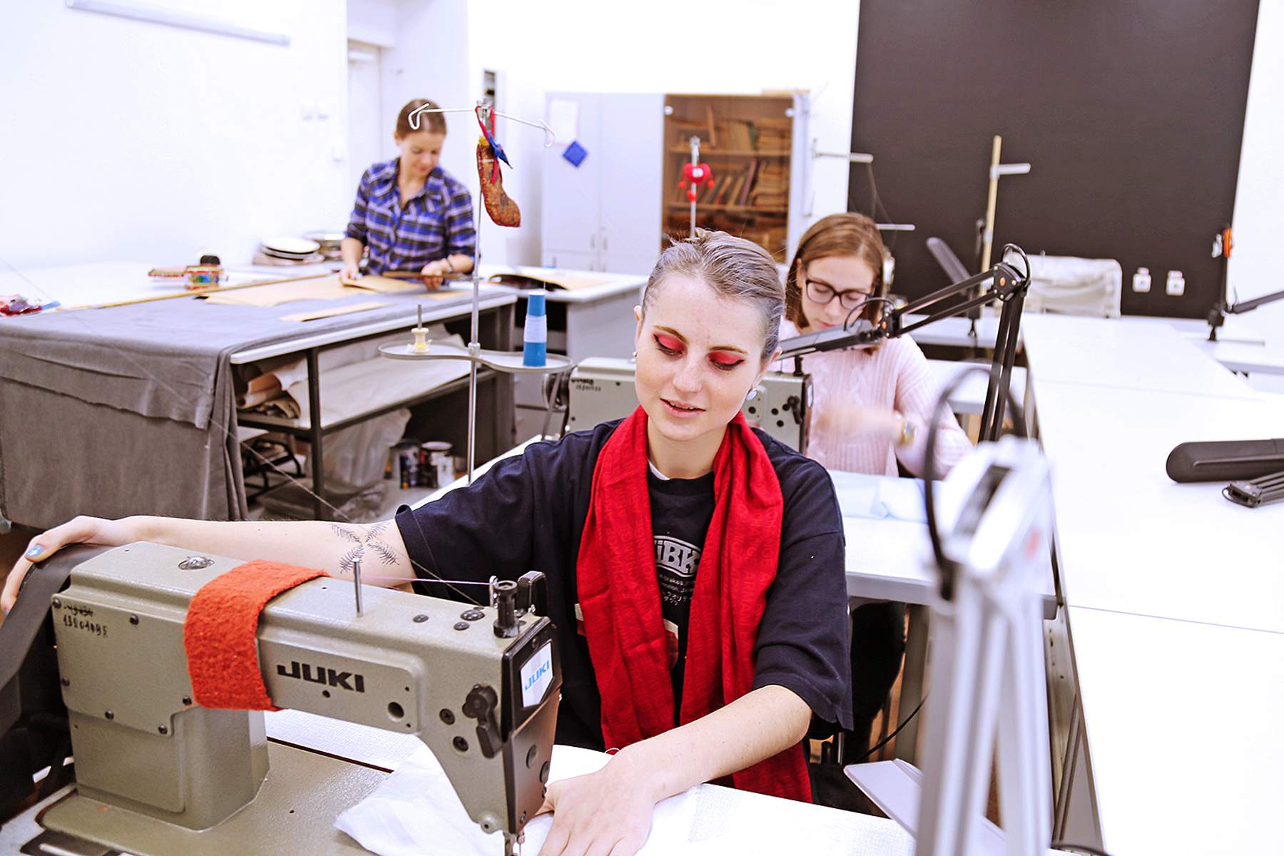 Швейный коворкинг-центр открылся во ВГУЭС