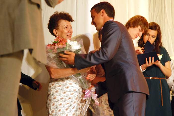 В Институте сервиса, туризма и дизайна вручили дипломы