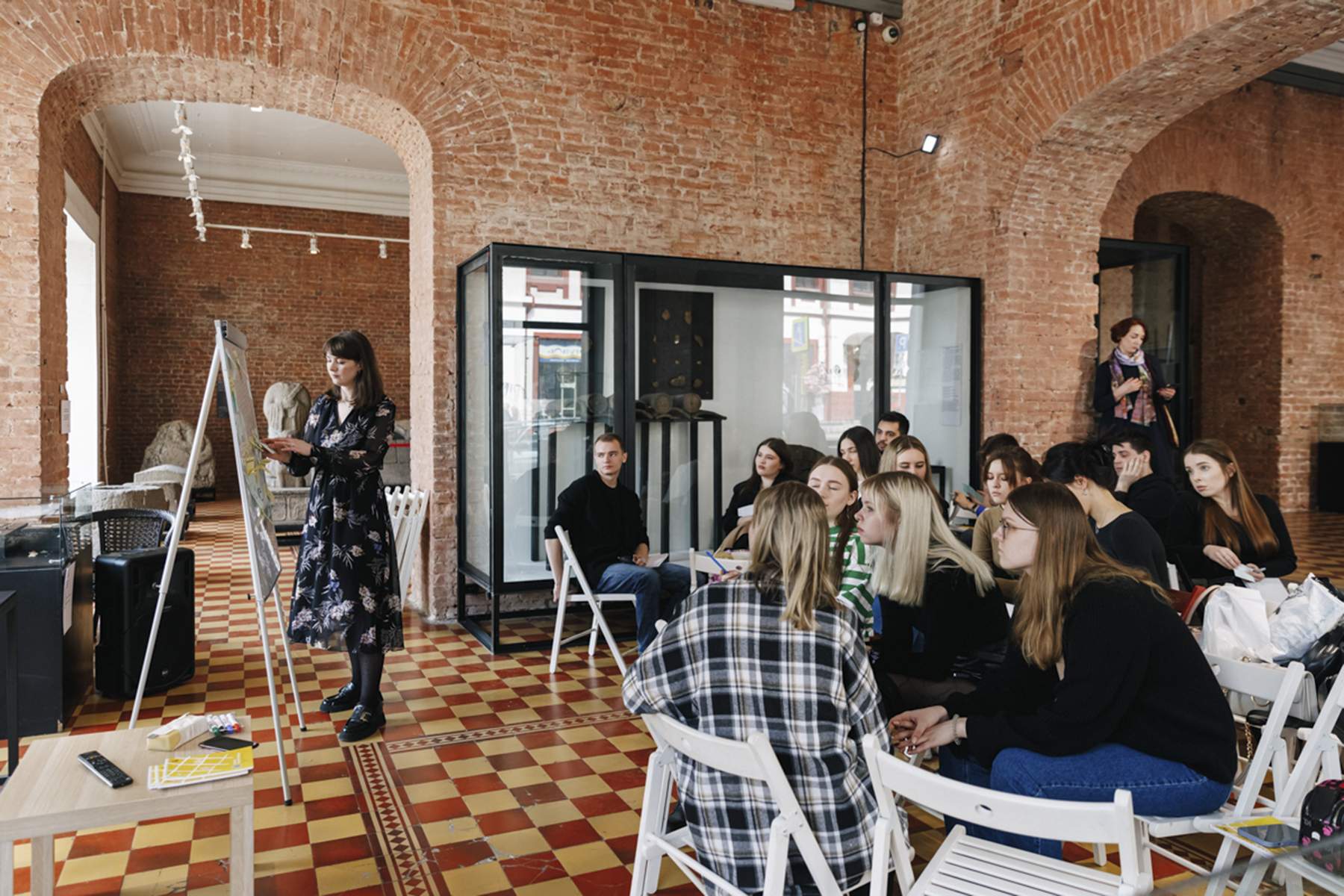 Вместо студенческих аудиторий у студентов ВВГУ – музейные залы