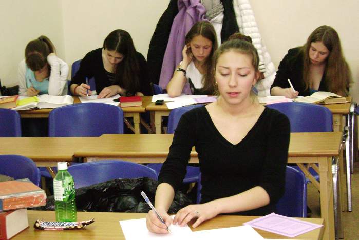 Конкурс «Poetic Spring» объединил любителей зарубежной поэзии