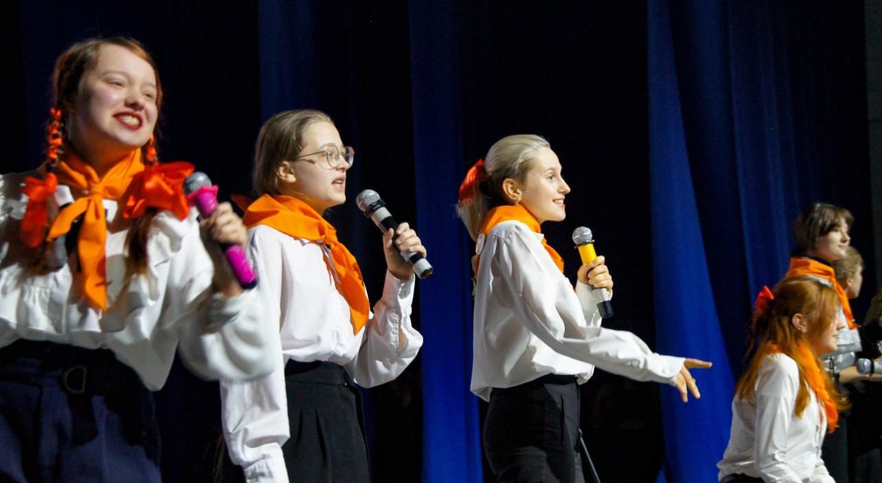 От вокала до прикладного искусства: бойцы Штаба СО ВВГУ покорили творческий фестиваль «От сердца к сердцу»