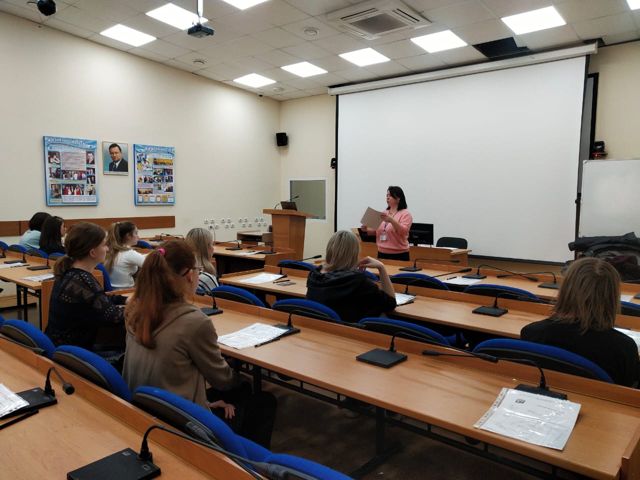 Во ВГУЭС прошел финальный тур конкурса «Мой путь в профессию»