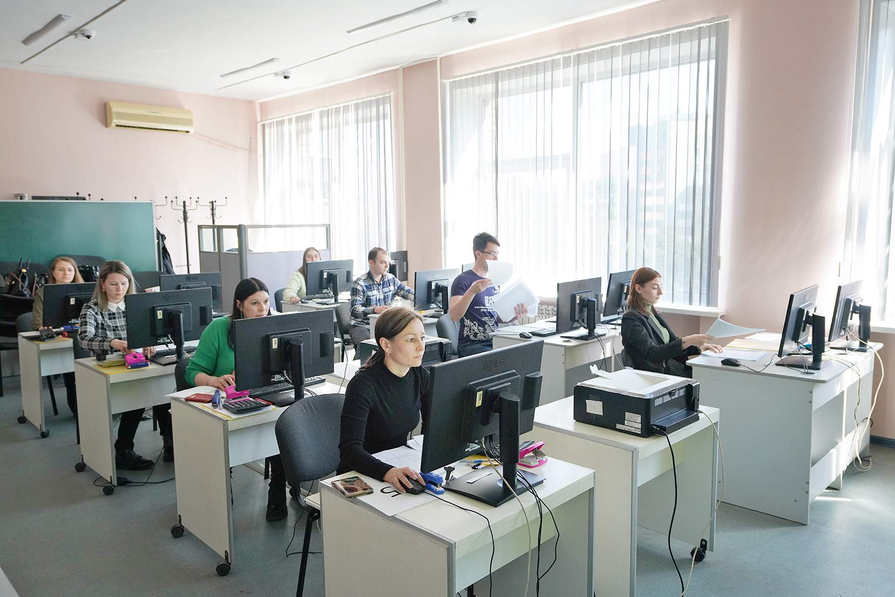 Студенты ВВГУ подтвердили свой профессионализм на демоэкзамене по бухучету